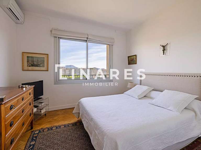 Appartement Marseille 8e - 2 chambres - 97m²