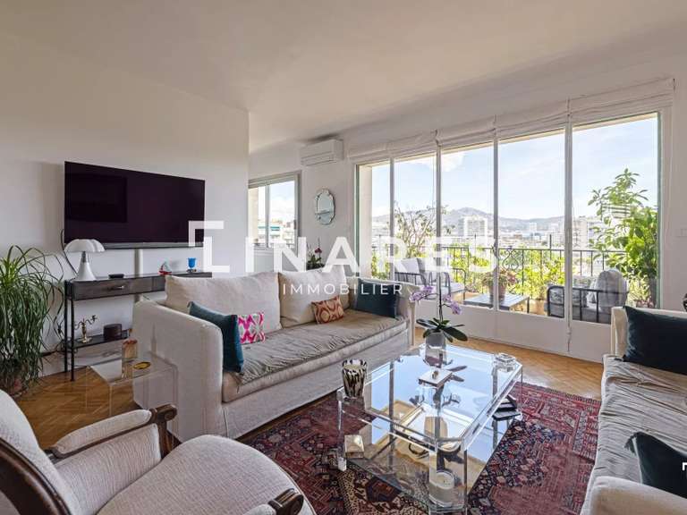 Appartement Marseille 8e - 2 chambres - 97m²