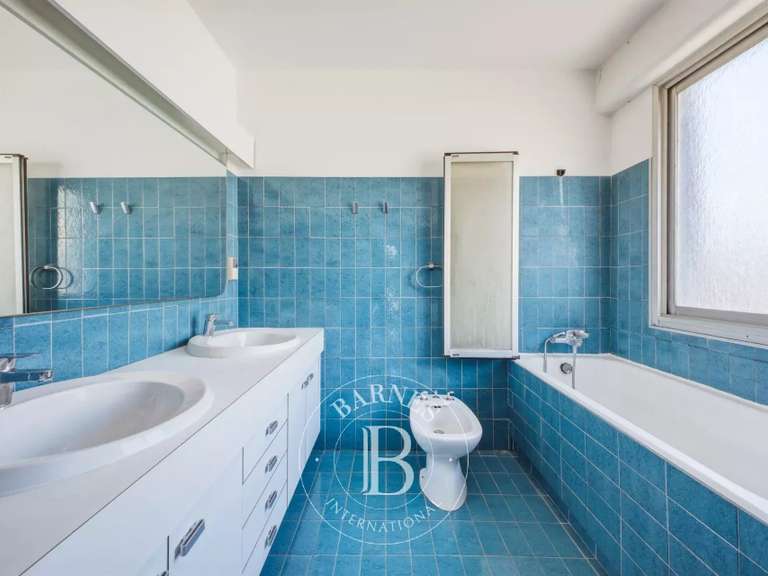 Appartement Marseille 8e - 3 chambres - 130m²