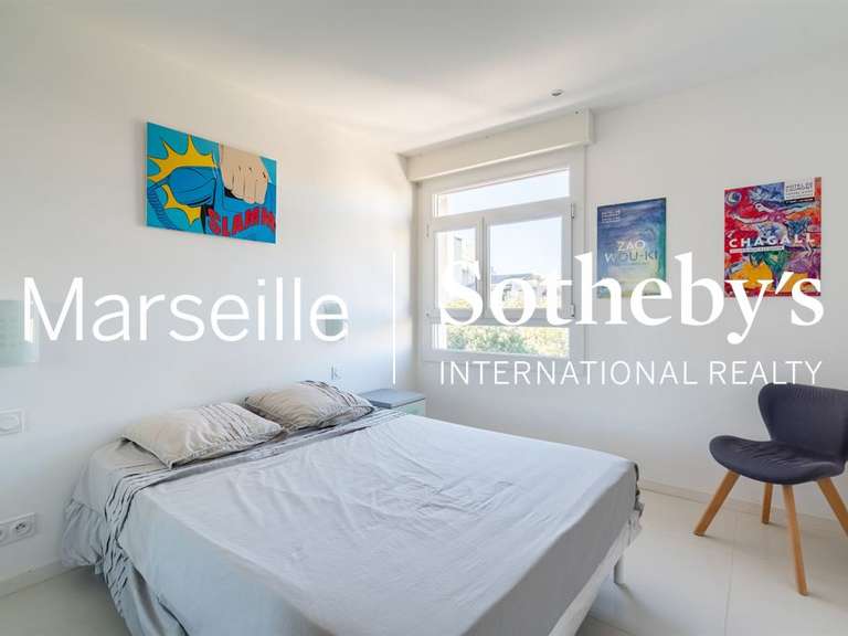 Appartement Marseille 8e - 6 chambres - 184m²