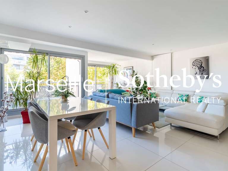 Appartement Marseille 8e - 6 chambres - 184m²