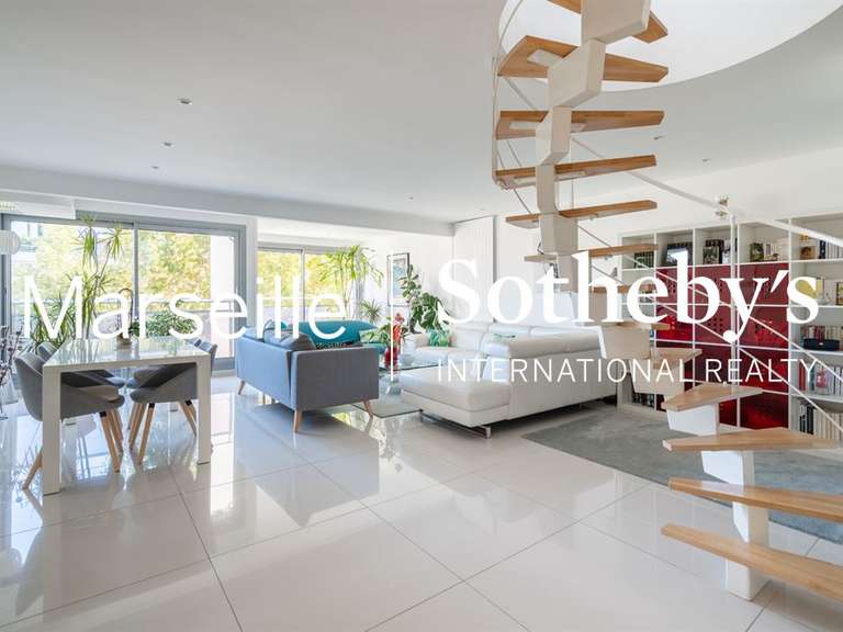 Appartement Marseille 8e - 6 chambres - 184m²
