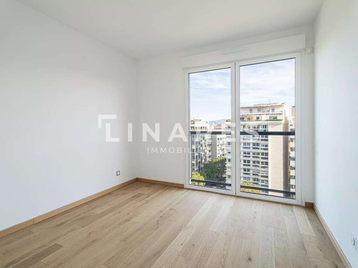 Apartment Marseille 8e