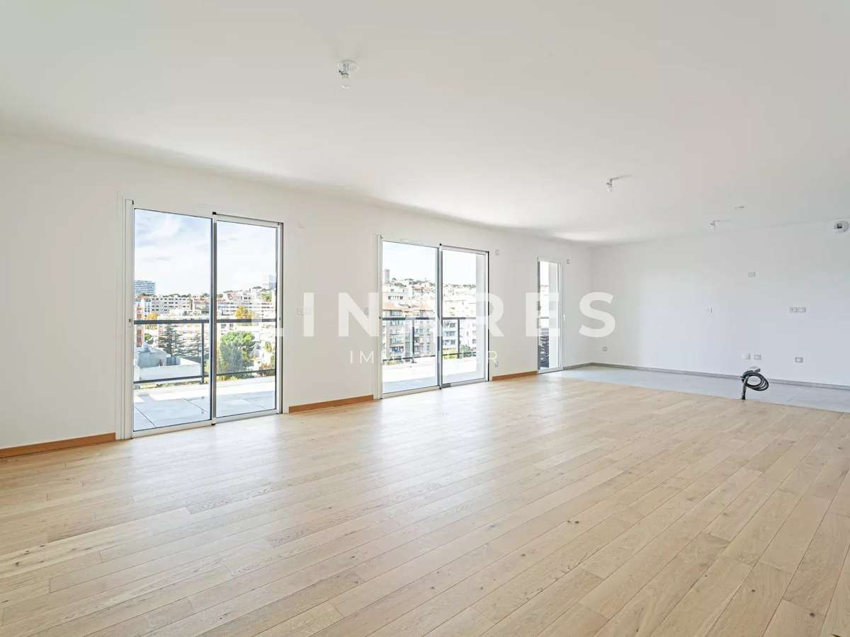 Apartment Marseille 8e