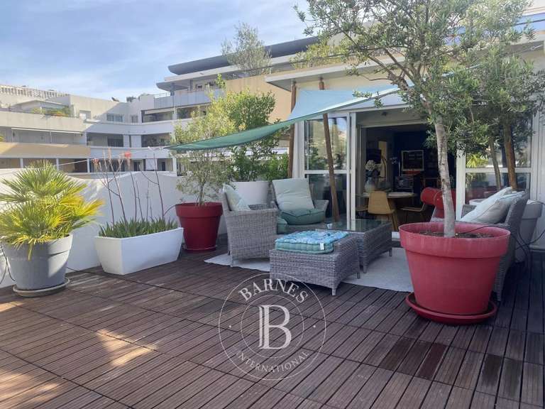 Appartement Marseille 8e - 3 chambres - 205m²