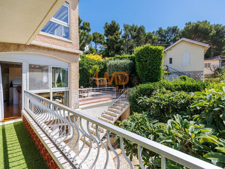 Appartement Marseille 8e - 2 chambres - 102m²