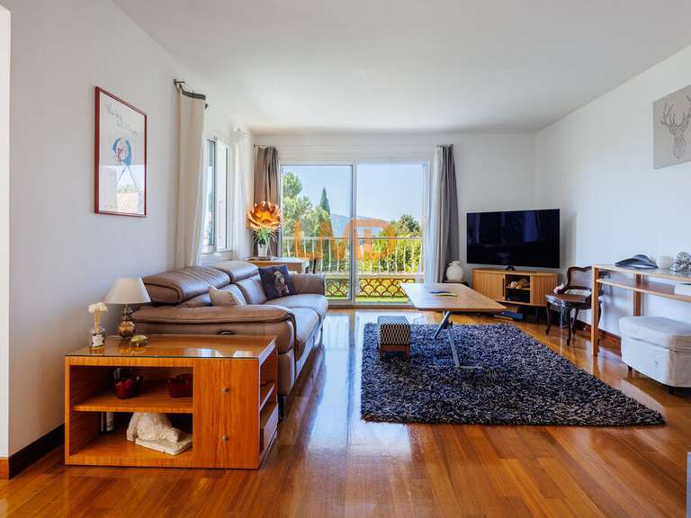 Appartement Marseille 8e - 2 chambres - 102m²