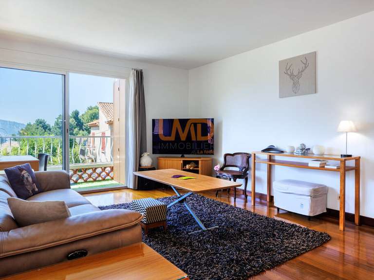 Appartement Marseille 8e - 2 chambres - 102m²