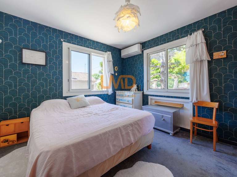 Appartement Marseille 8e - 2 chambres - 102m²