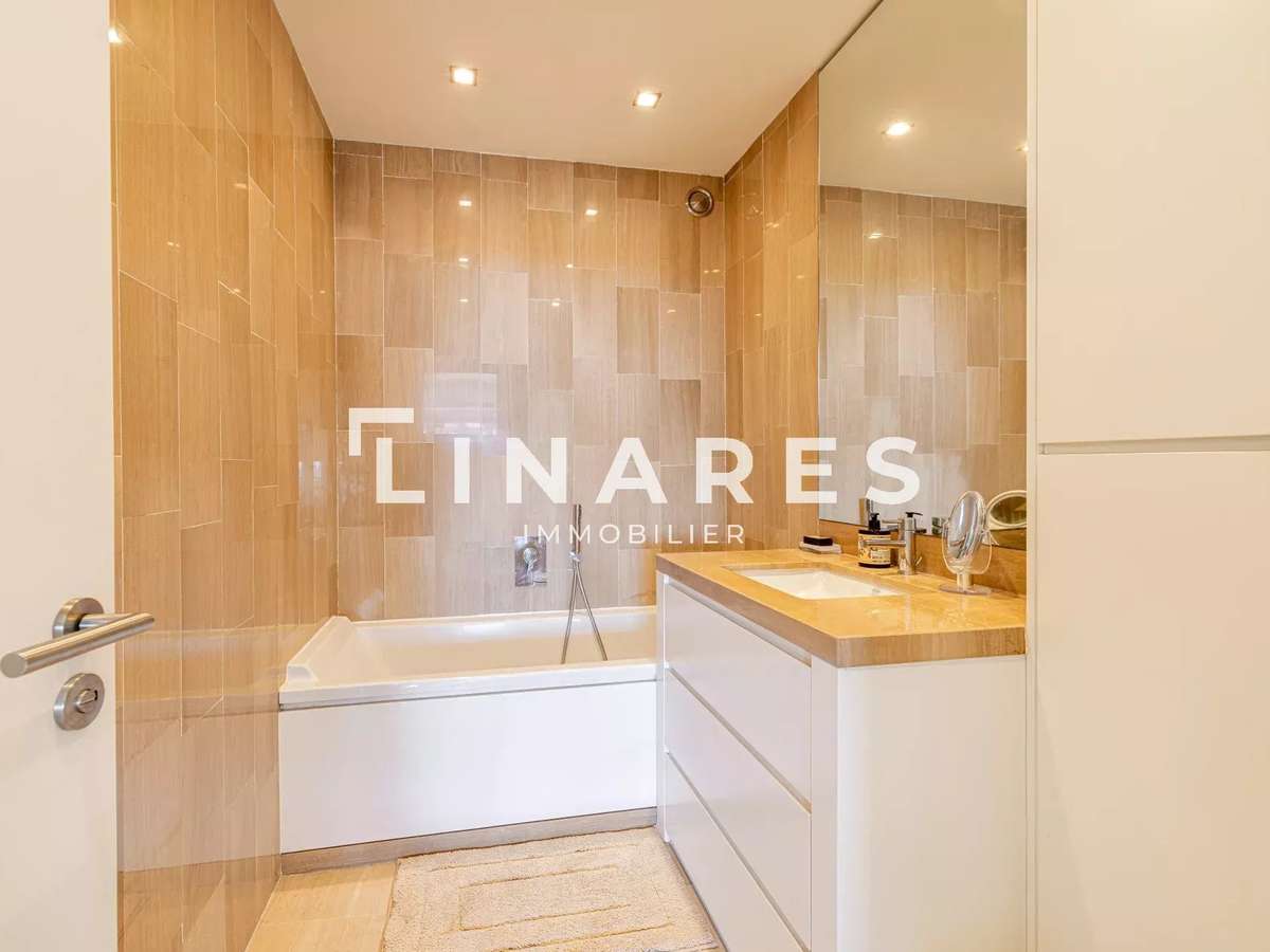 Appartement Marseille 8e