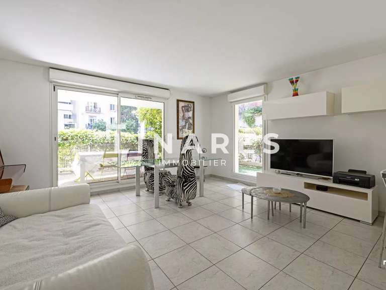 Appartement Marseille 8e - 2 chambres - 67m²