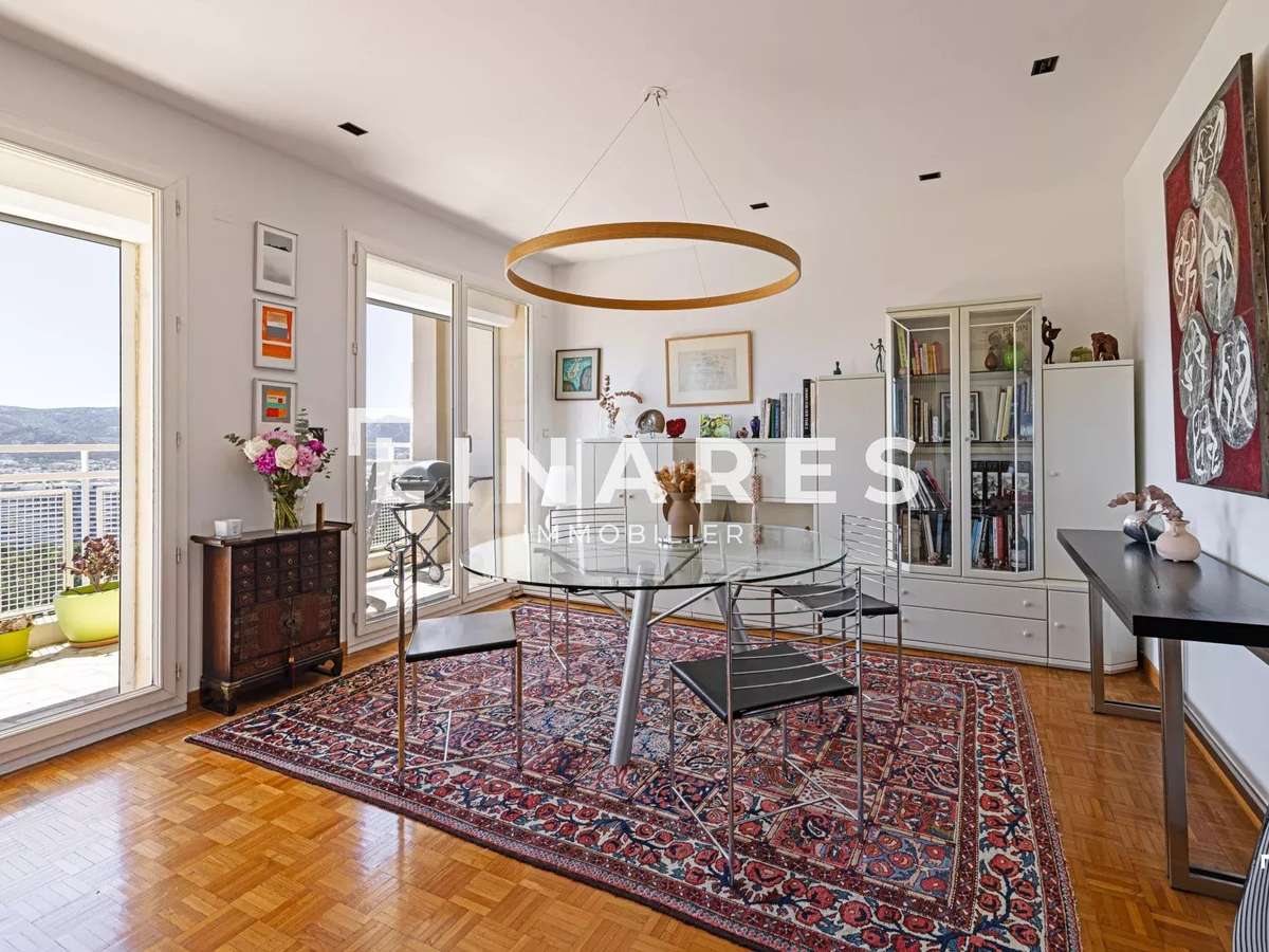 Appartement Marseille 8e