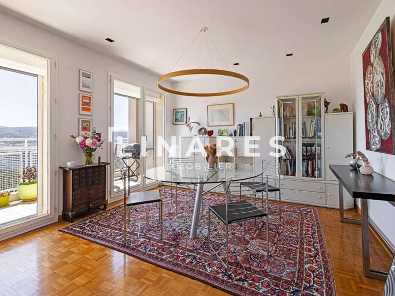 Appartement Marseille 8e - 3 chambres - 108m²