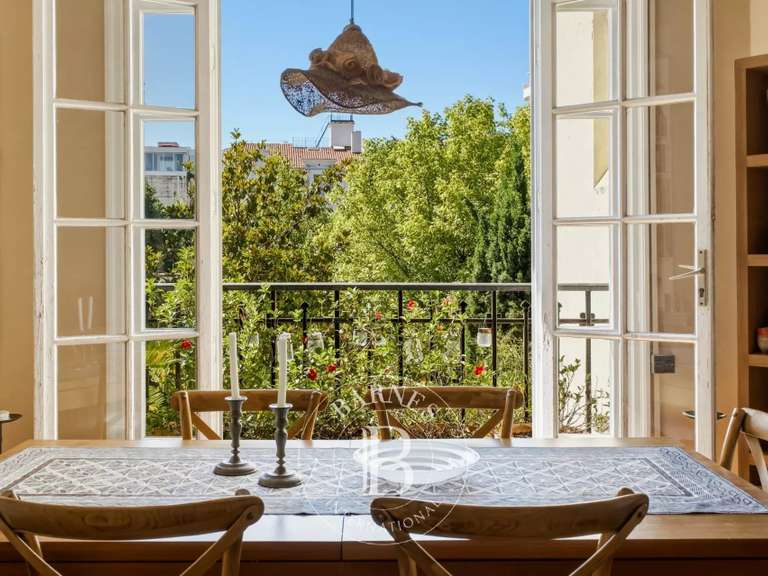 Appartement Marseille 8e - 4 chambres - 183m²