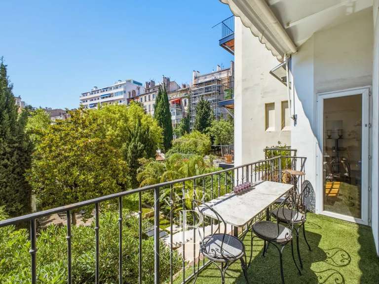 Appartement Marseille 8e - 4 chambres - 183m²