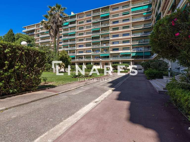 Appartement Marseille 8e - 5 chambres - 195m²