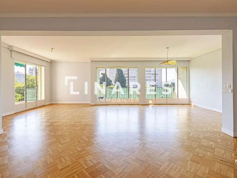 Apartment Marseille 8e - 5 bedrooms - 195m²