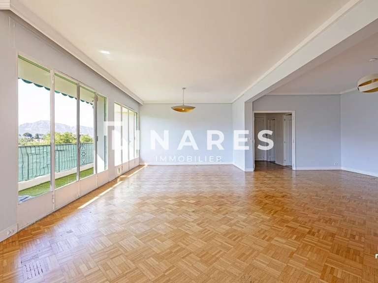 Apartment Marseille 8e - 5 bedrooms - 195m²