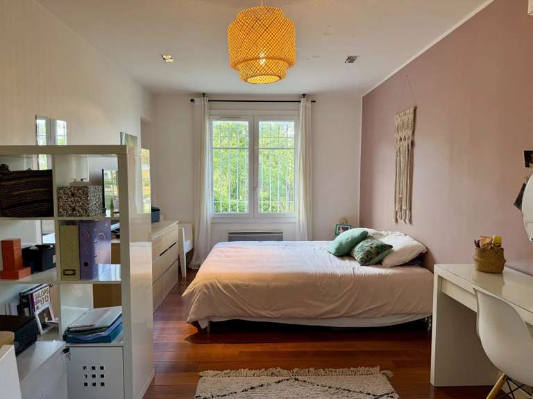 Appartement Marseille 8e - 2 chambres - 96m²