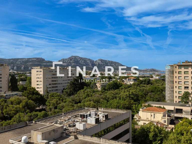 Appartement Marseille 8e - 3 chambres - 95m²