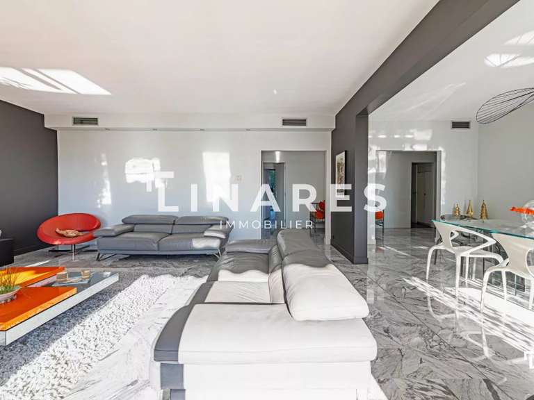 Appartement Marseille 8e - 2 chambres - 147m²
