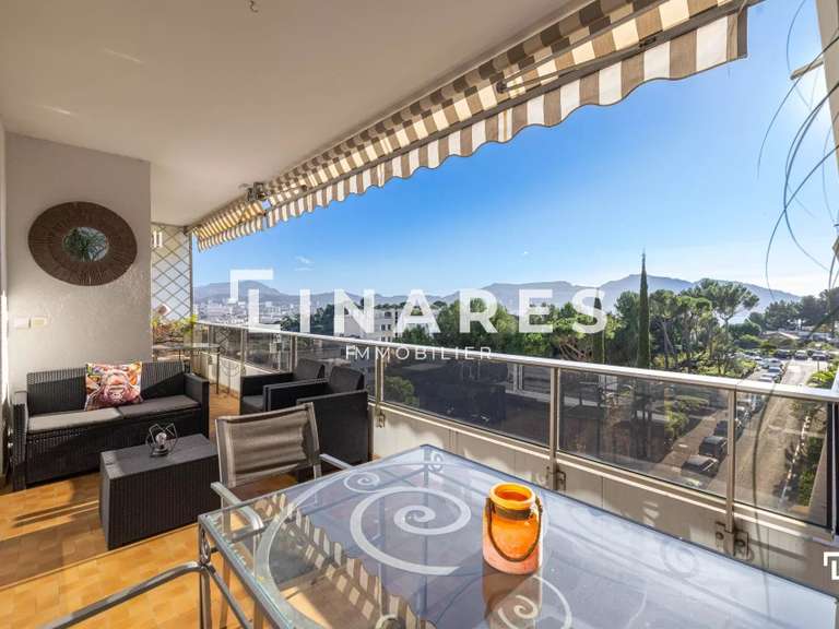 Appartement Marseille 8e - 2 chambres - 147m²