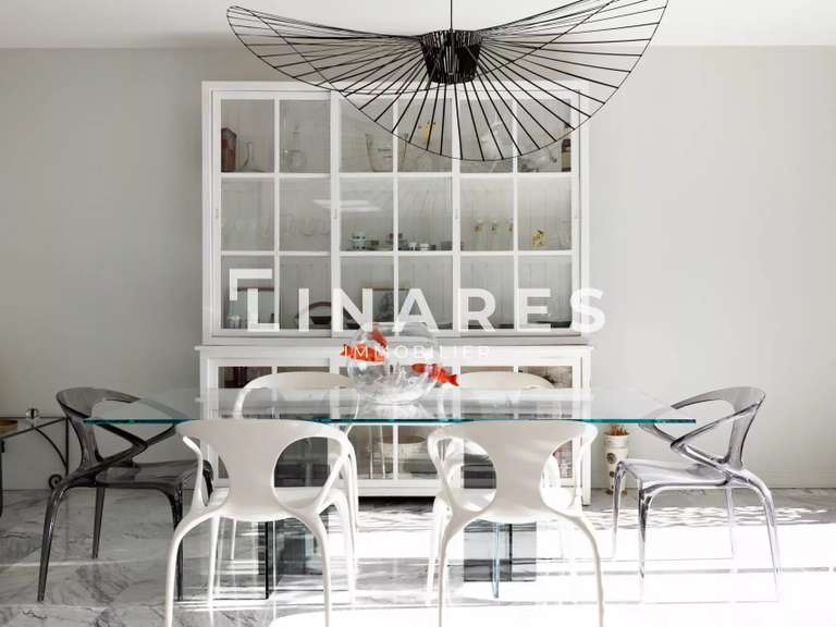 Appartement Marseille 8e - 2 chambres - 147m²