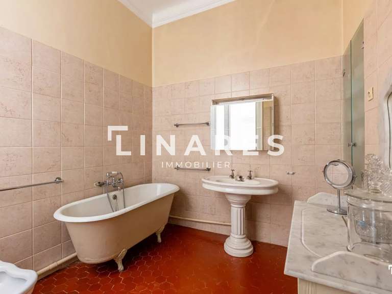 Appartement Marseille 8e - 3 chambres - 166m²