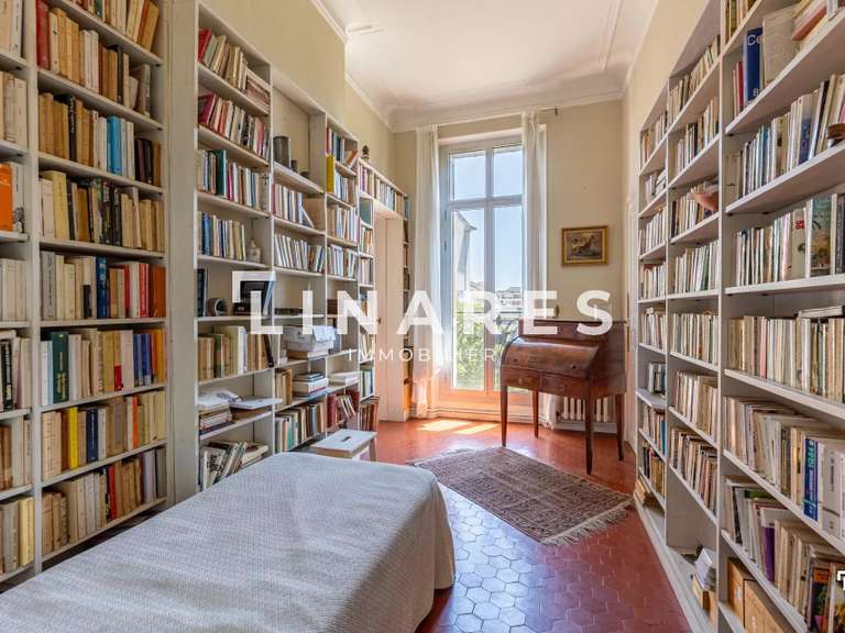 Appartement Marseille 8e - 3 chambres - 166m²
