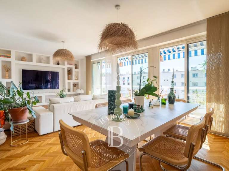 Appartement Marseille 8e - 2 chambres - 108m²