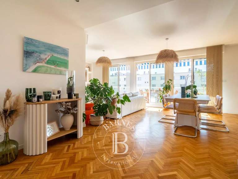 Appartement Marseille 8e - 2 chambres - 108m²