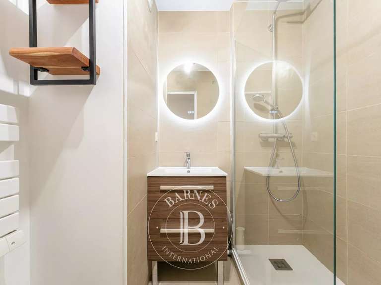 Appartement Marseille 8e - 2 chambres - 72m²