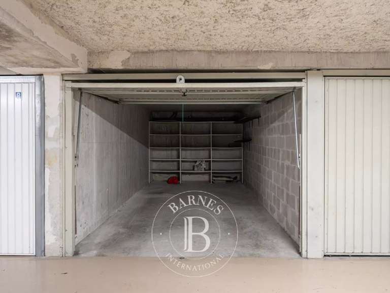 Appartement Marseille 8e - 2 chambres - 72m²