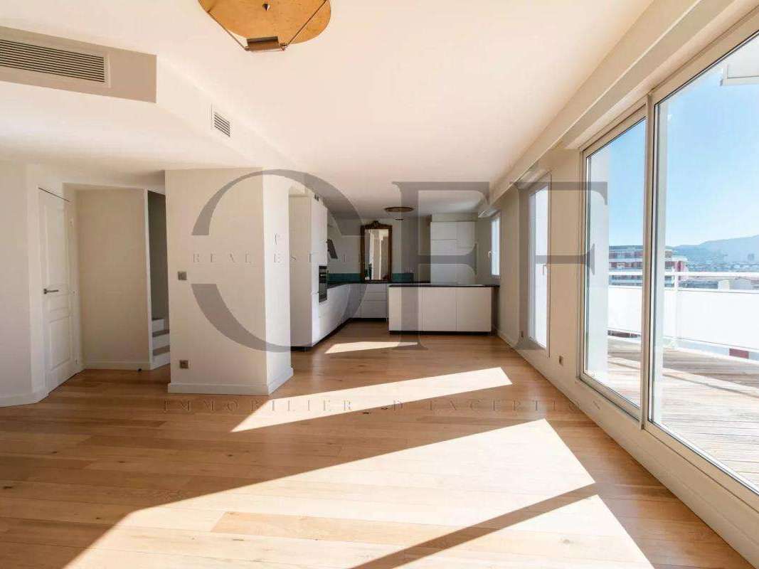Appartement Marseille 8e