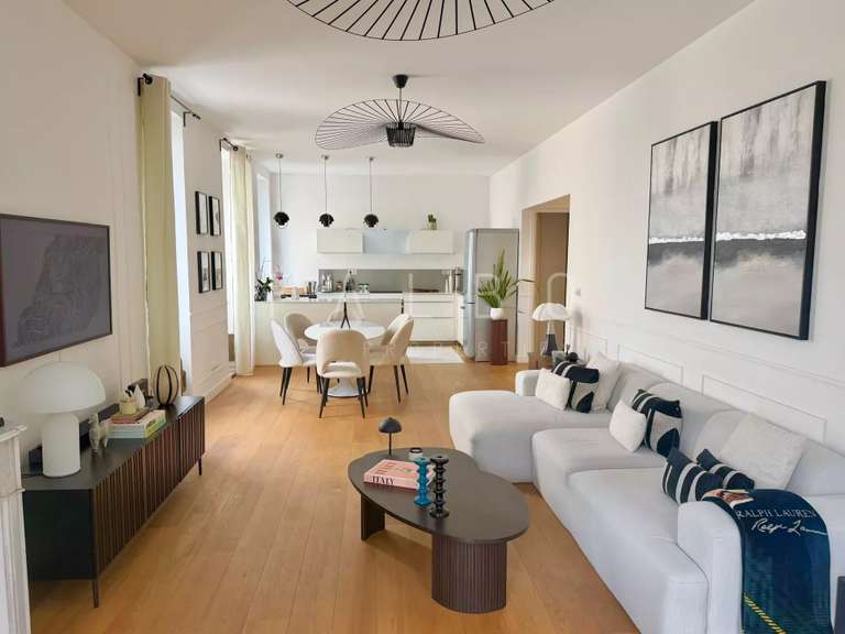 Appartement Marseille 8e - 3 chambres - 97m²