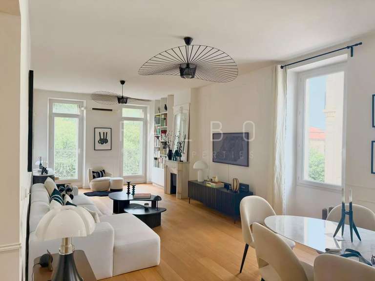 Appartement Marseille 8e - 3 chambres - 97m²