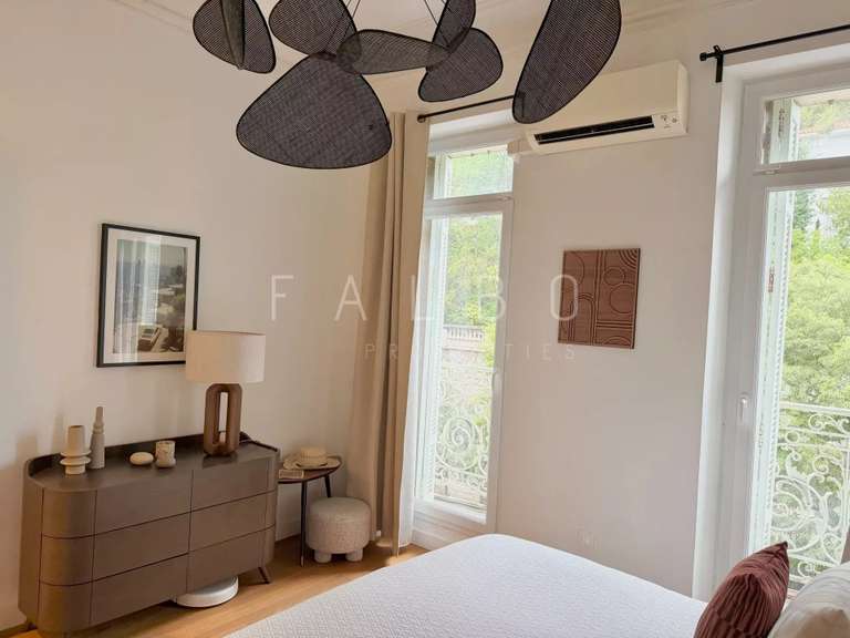 Appartement Marseille 8e - 3 chambres - 97m²