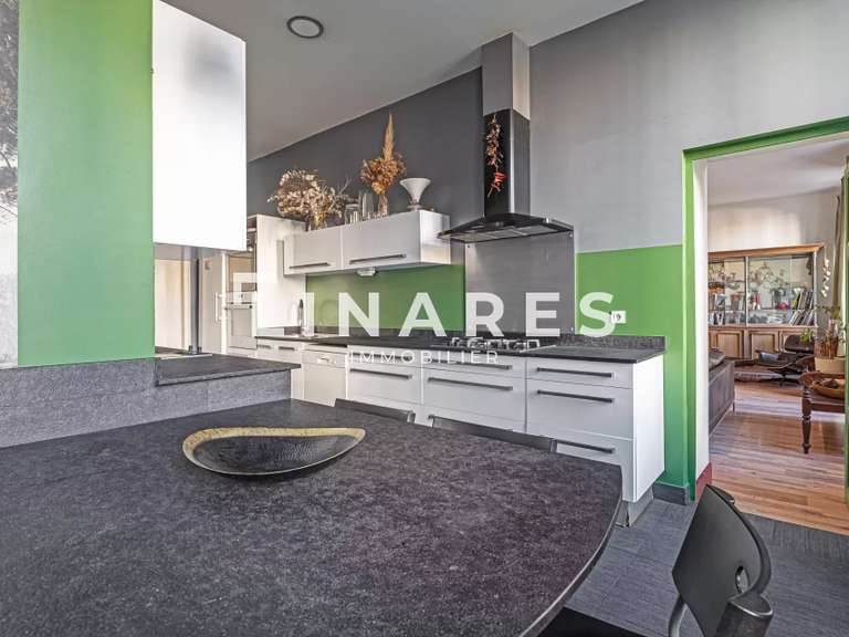 Appartement Marseille 8e - 4 chambres - 198m²
