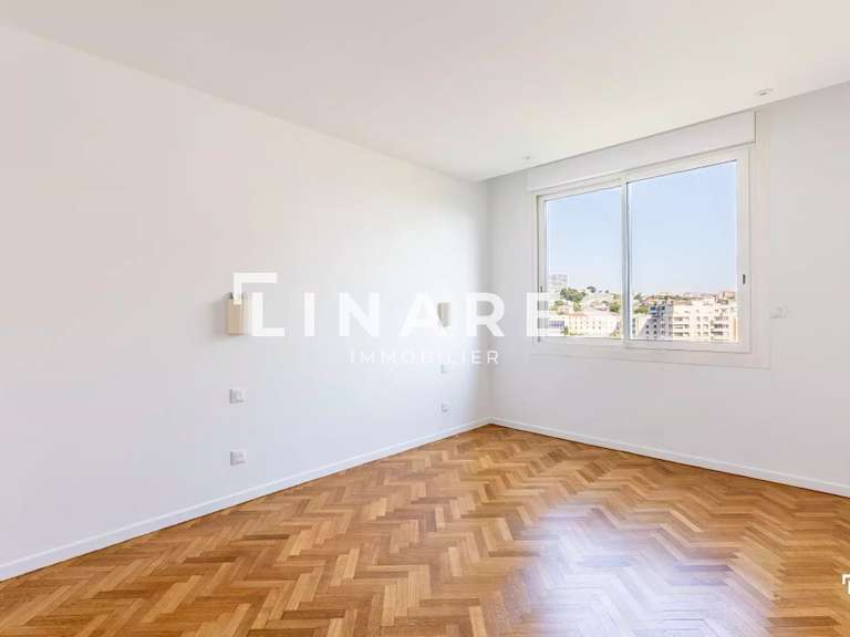 Appartement Marseille 8e - 2 chambres - 81m²