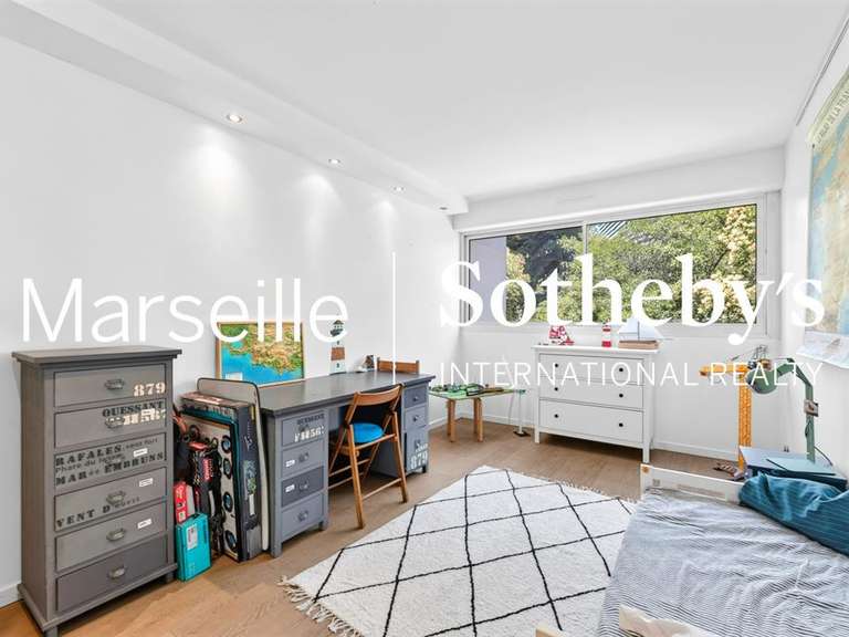 Appartement Marseille 8e - 3 chambres - 137m²