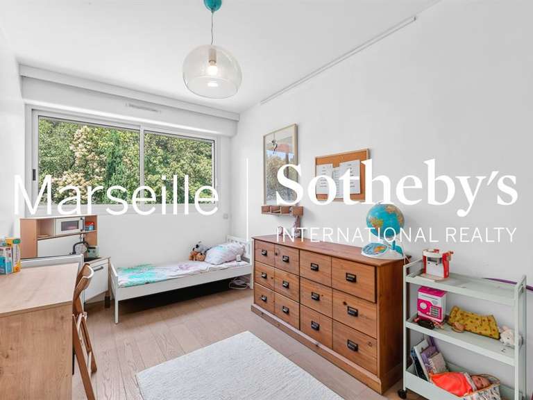 Appartement Marseille 8e - 3 chambres - 137m²