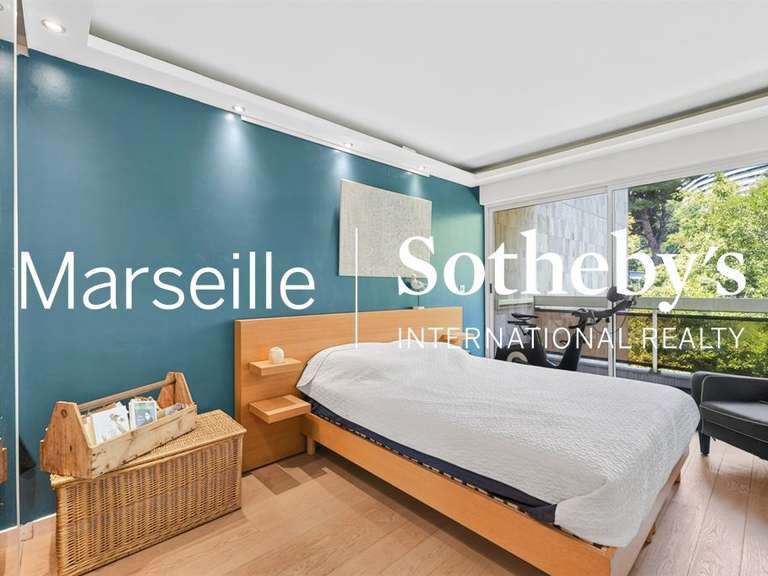 Appartement Marseille 8e - 3 chambres - 137m²