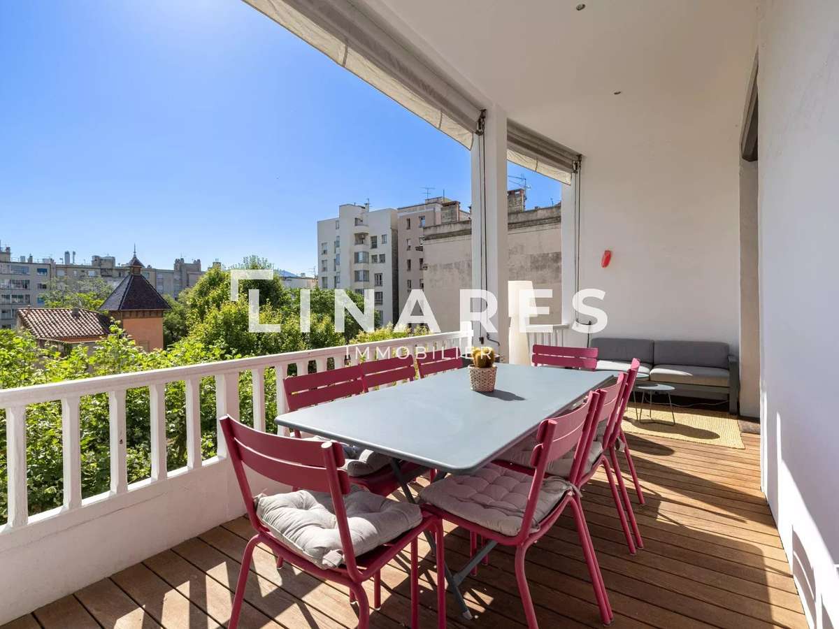 Appartement Marseille 8e