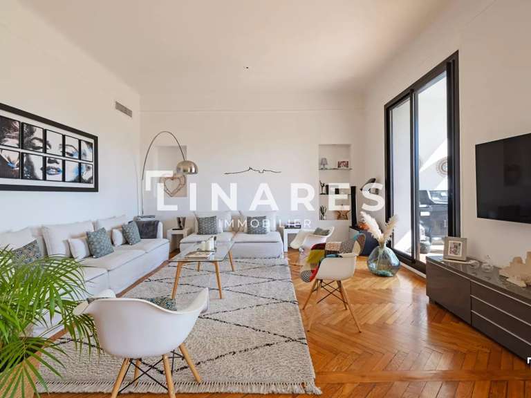 Appartement Marseille 8e - 3 chambres - 170m²