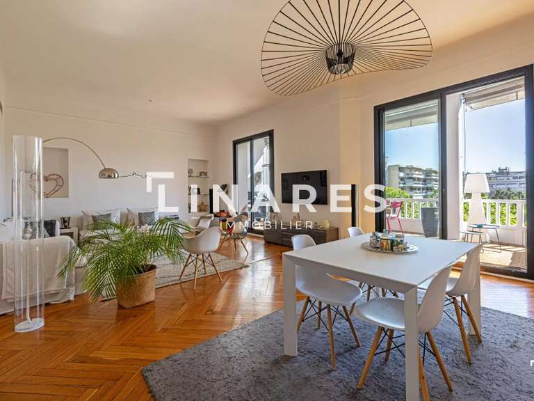 Appartement Marseille 8e - 3 chambres - 170m²