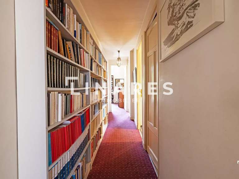 Appartement Marseille 8e - 5 chambres - 158m²