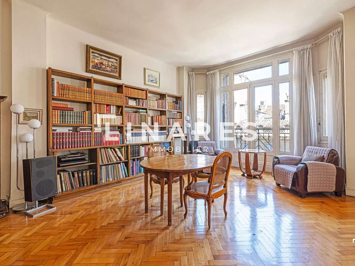 Appartement Marseille 8e