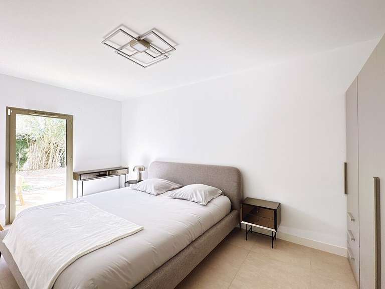 Appartement Marseille 8e - 2 chambres - 63m²