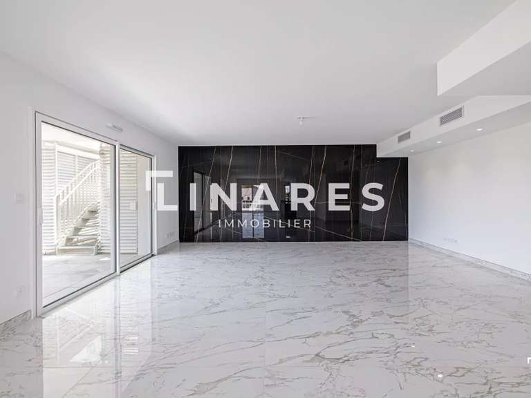 Apartment Marseille 8e - 3 bedrooms - 160m²