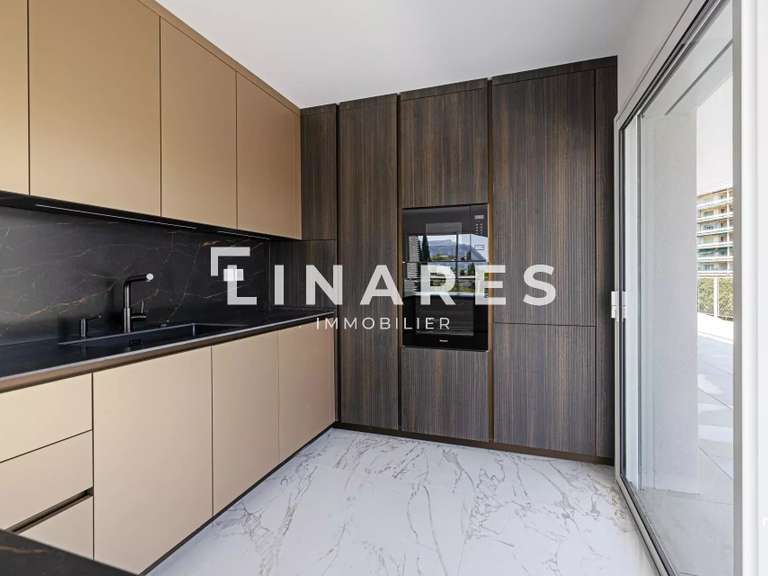 Apartment Marseille 8e - 3 bedrooms - 160m²